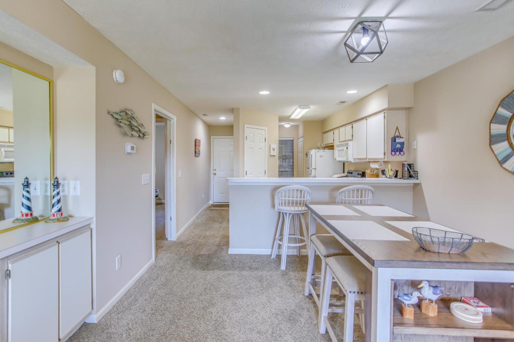 With Screened Porch And Golfing! Apartamento Pawleys Island